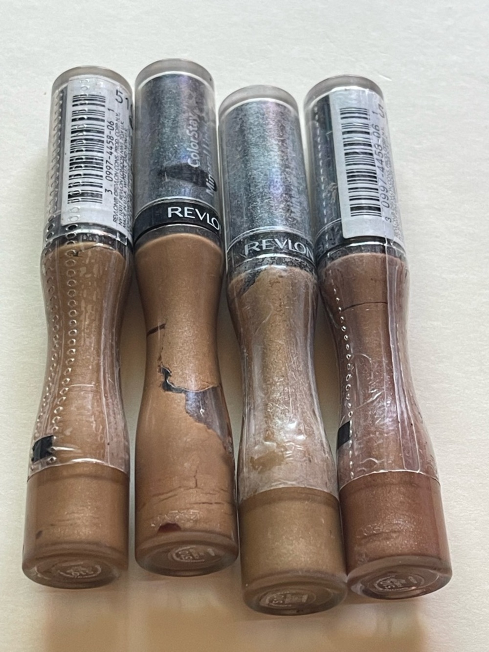 4 REVLON ColorStay Mineral Lipglaze (Lip Glaze), # 510 FOREVER FIG. New